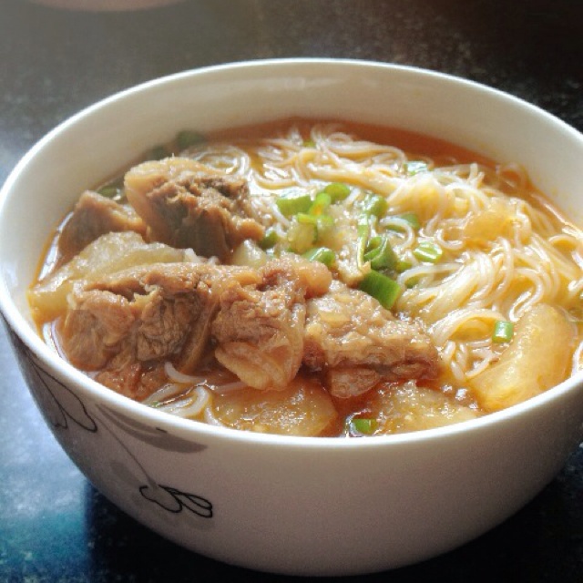 牛腩粉