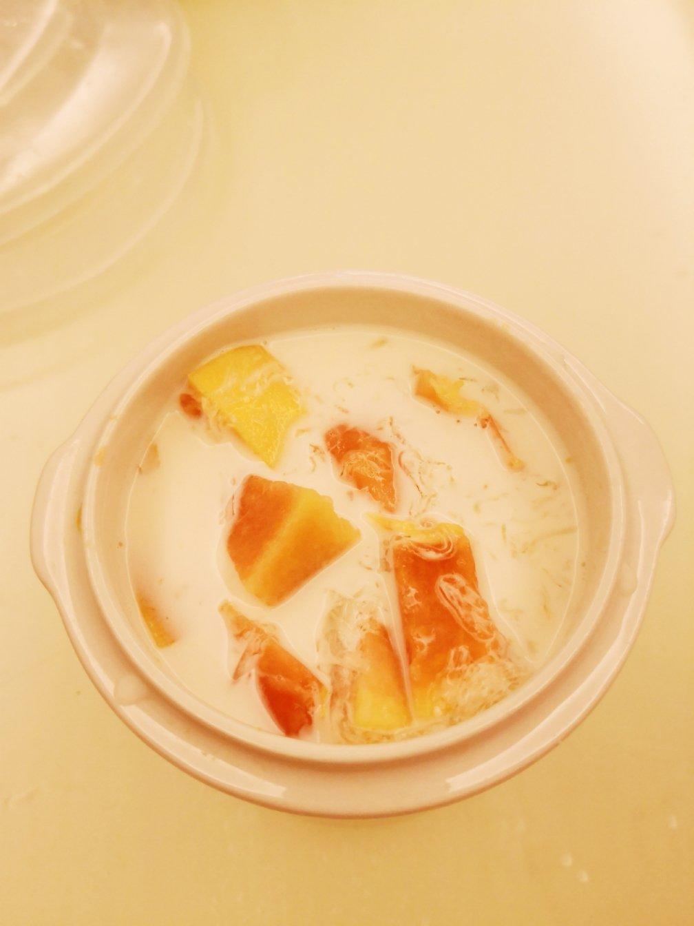 木瓜牛奶炖燕窝