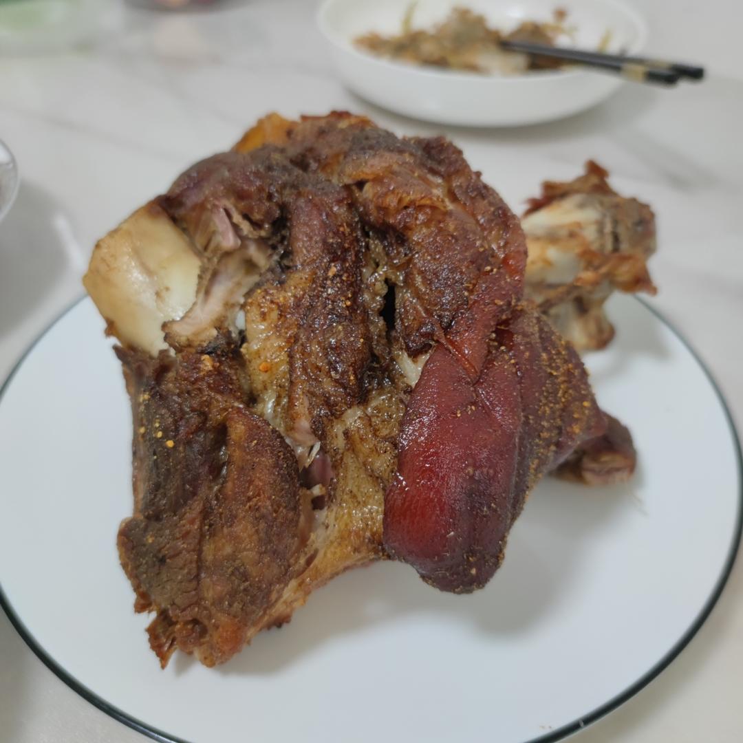 烤肘子🍖