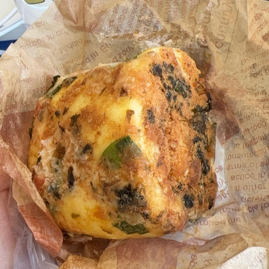香葱肉松面包卷