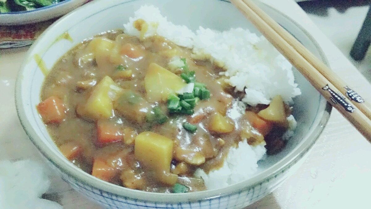 零失败日式咖喱鸡肉饭！！最正宗日本家庭做法！简单又好吃！