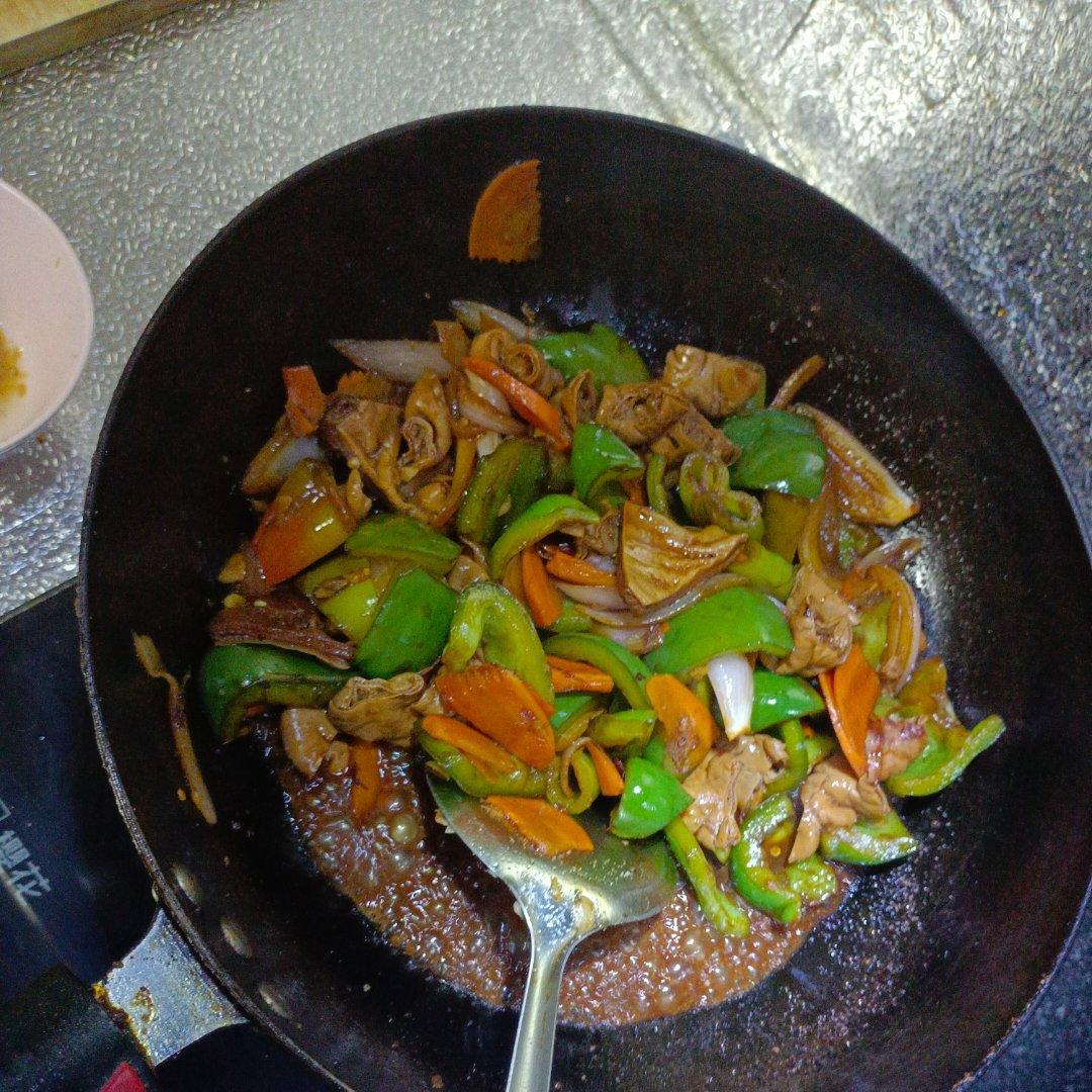 醋溜洋葱肥肠