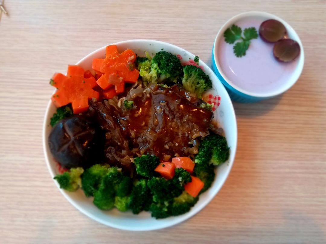 黑胡椒牛排（菲力牛排）—附黑胡椒汁的做法