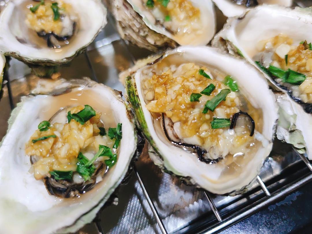 【曼食慢语】蒜蓉烤生蚝