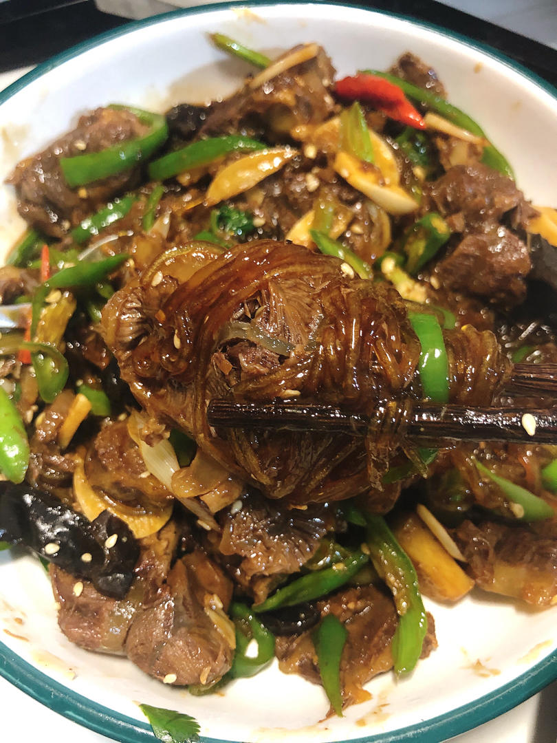 用水晶粉丝做超级好吃的蚂蚁上树