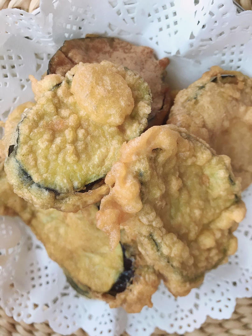 油炸茄子片(油炸茄子、金灿灿、外焦里嫩)