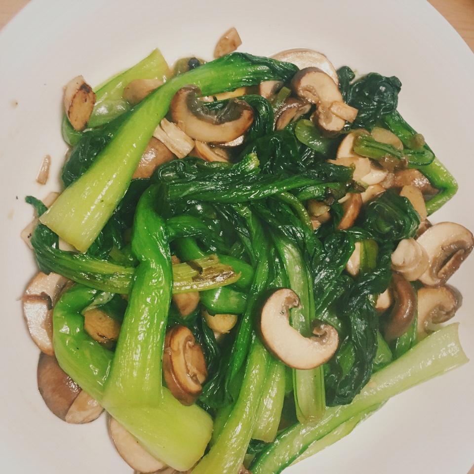 maga_做的香菇小白菜