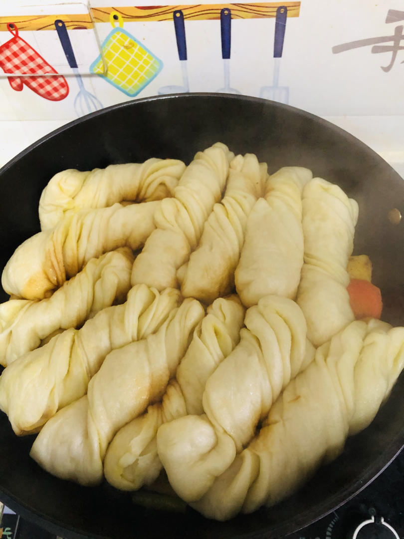 排骨豆角闷卷子
