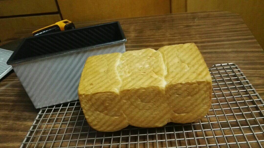 《Tinrry+》软绵绵的白吐司