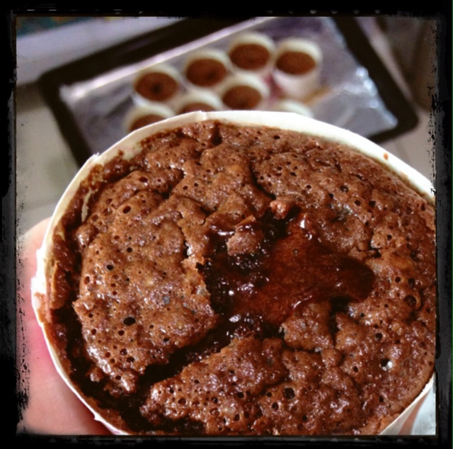 莫尼卡美食厨房：爆浆巧克力蛋糕