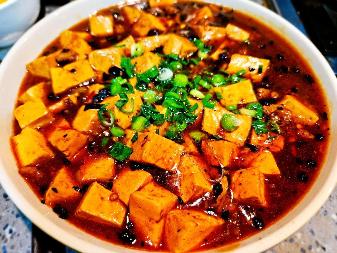 厨师长教你：“麻婆豆腐”的正宗做法，麻香味十足