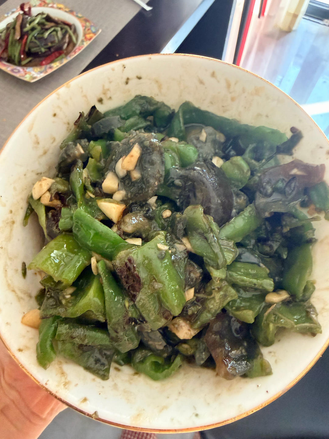 烧椒皮蛋这样做简单又好吃