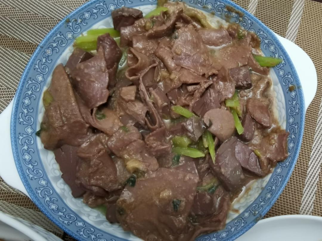 厨师长教你：“椒香腰片”的正宗做法，味道很赞，先收藏起来