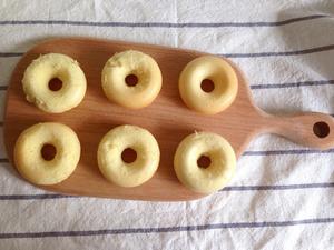 （烤箱版）松饼粉甜甜圈的做法 步骤3