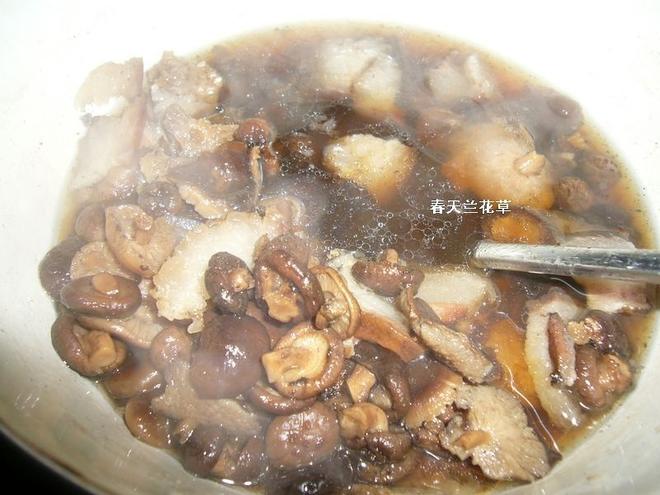 野生香菇腊肉汤的做法