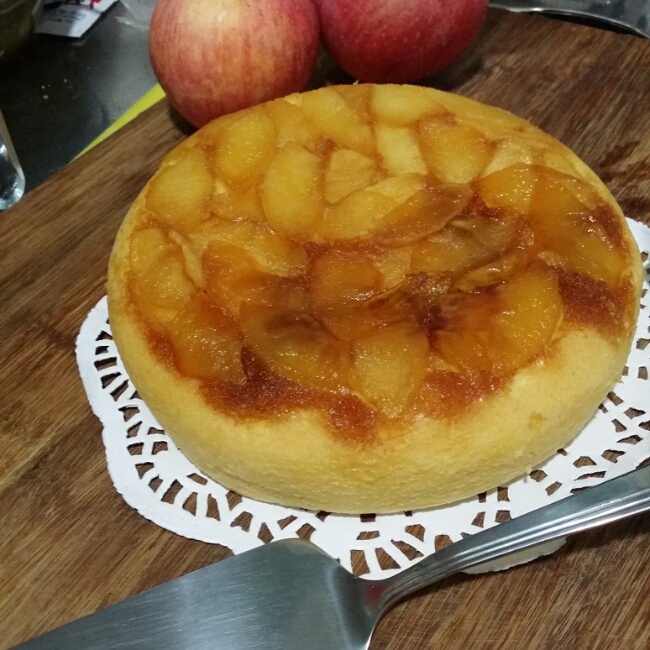 焦糖苹果翻转蛋糕