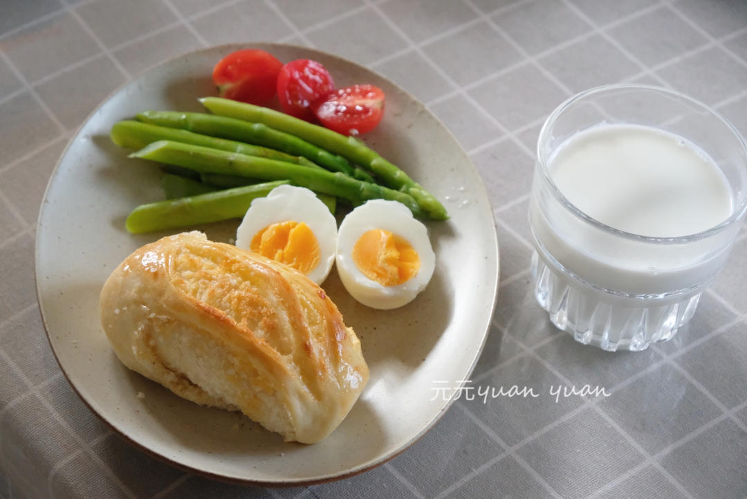 简单易操作的黄金椰蓉面包卷