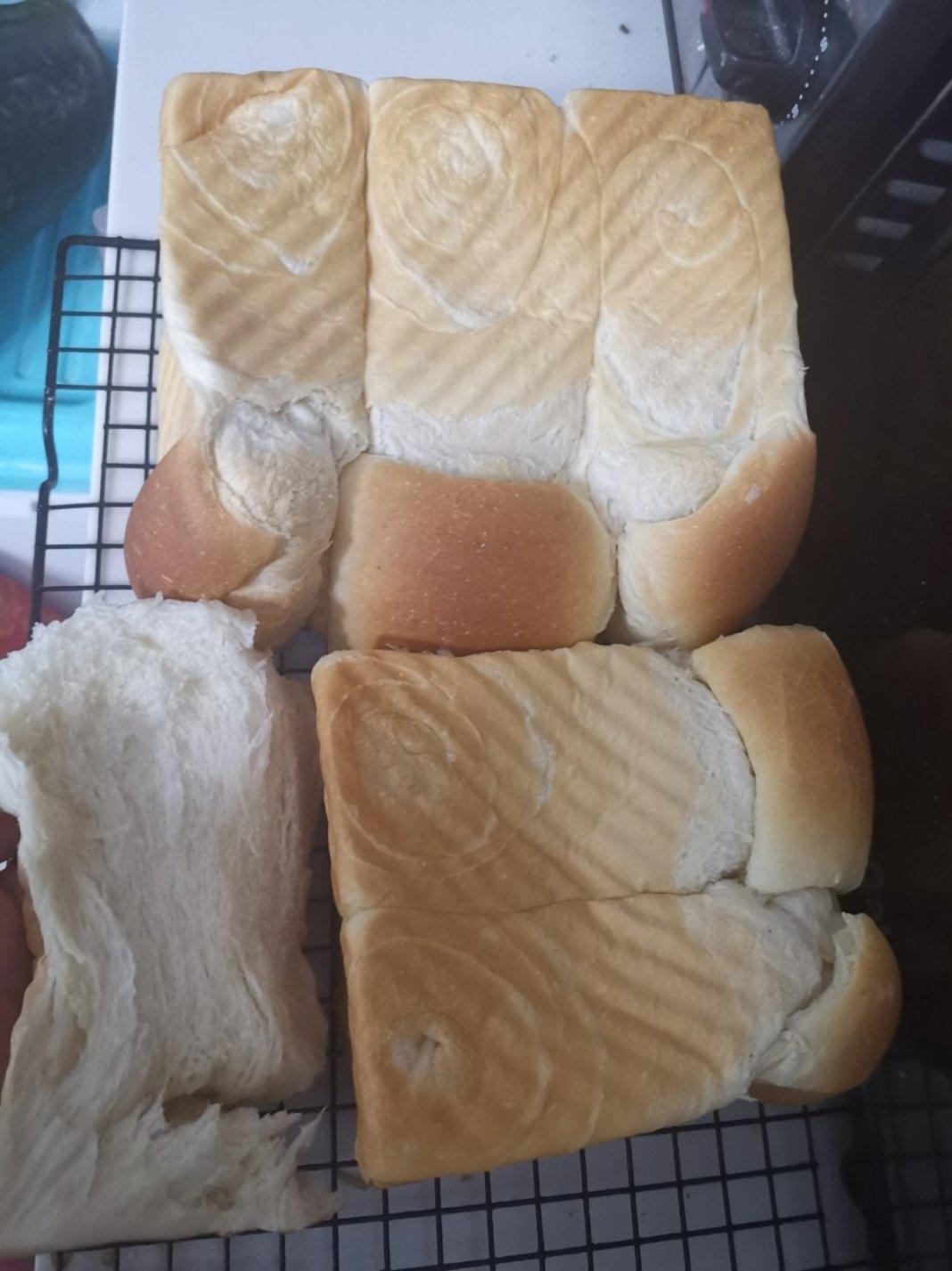 夺命软吐司(๑´ڡ`๑)超软拉丝极速方便的一次发酵吐司