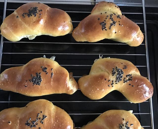 葡萄干牛角包(无油少糖适合小宝宝👶)的做法