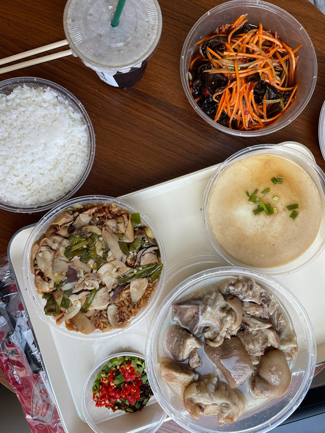 火腿松茸焖饭，媲美米其林餐厅