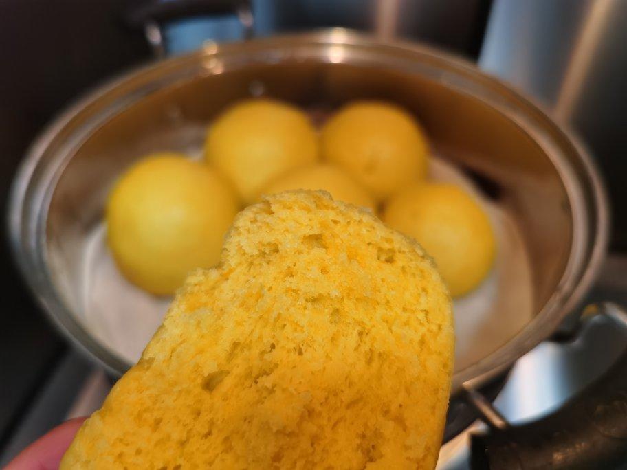 新手也可以--详解如何做出人见人爱、金黄的南瓜馒头