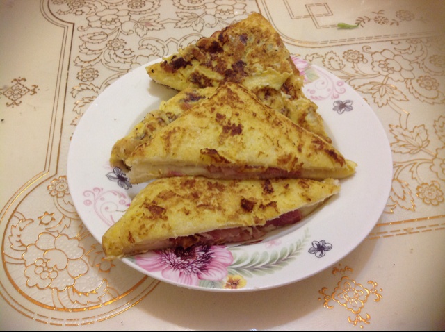 十分钟快手早餐【港式火腿西多士】