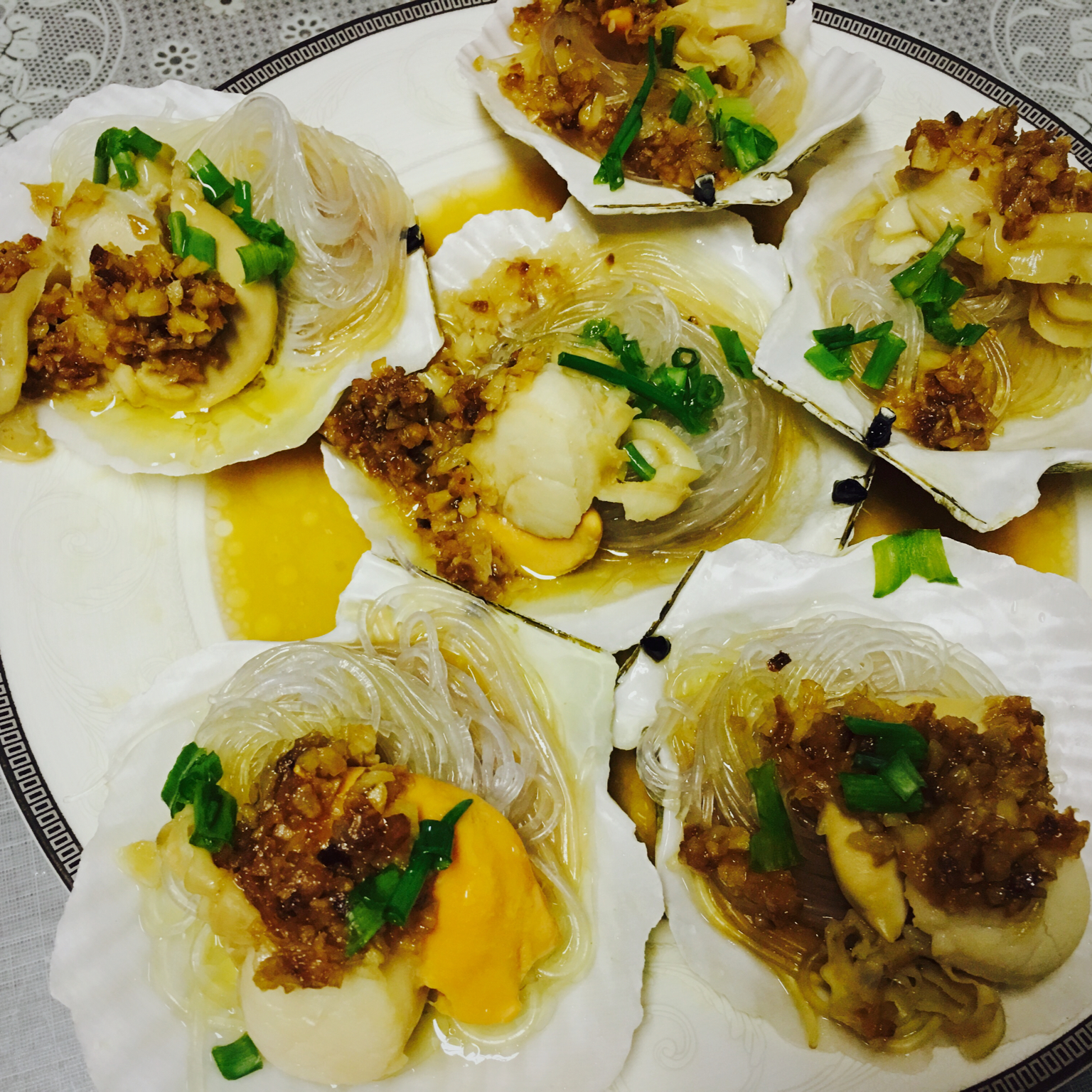 蒜蓉粉丝蒸扇贝