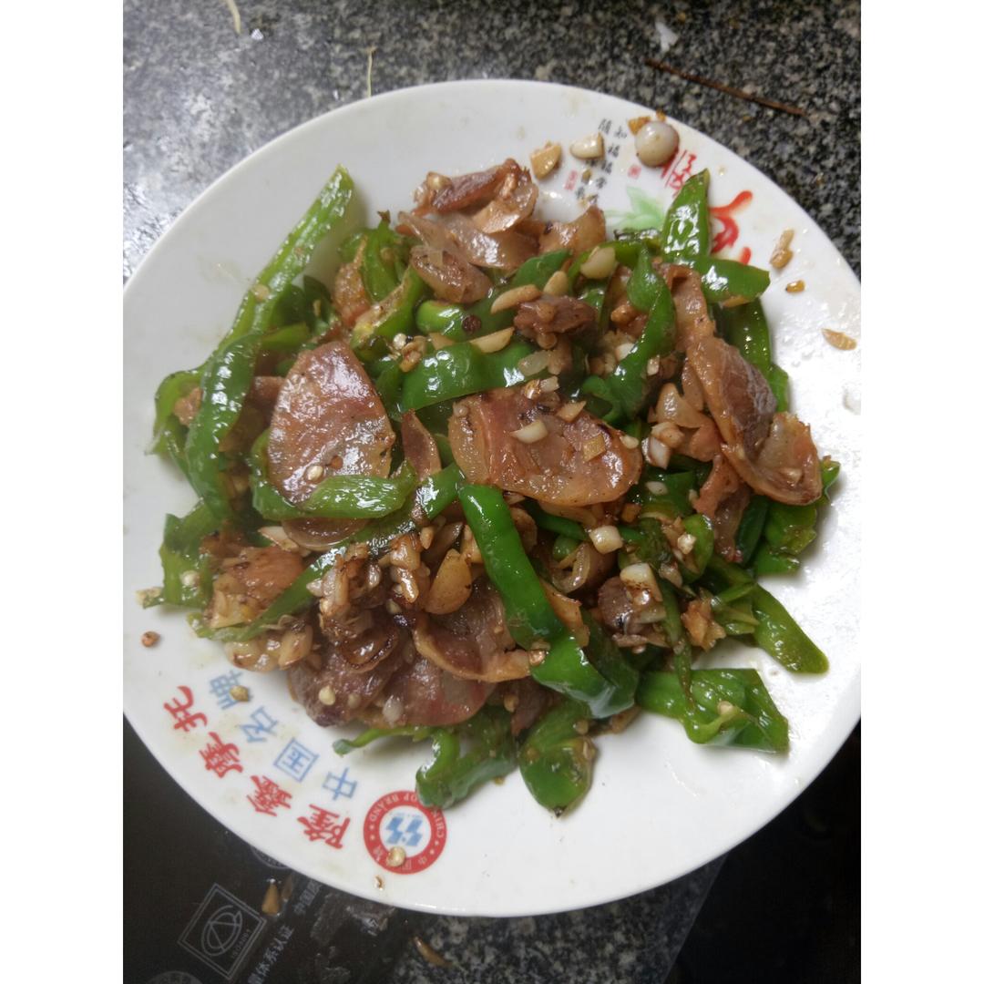 青椒炒香肠