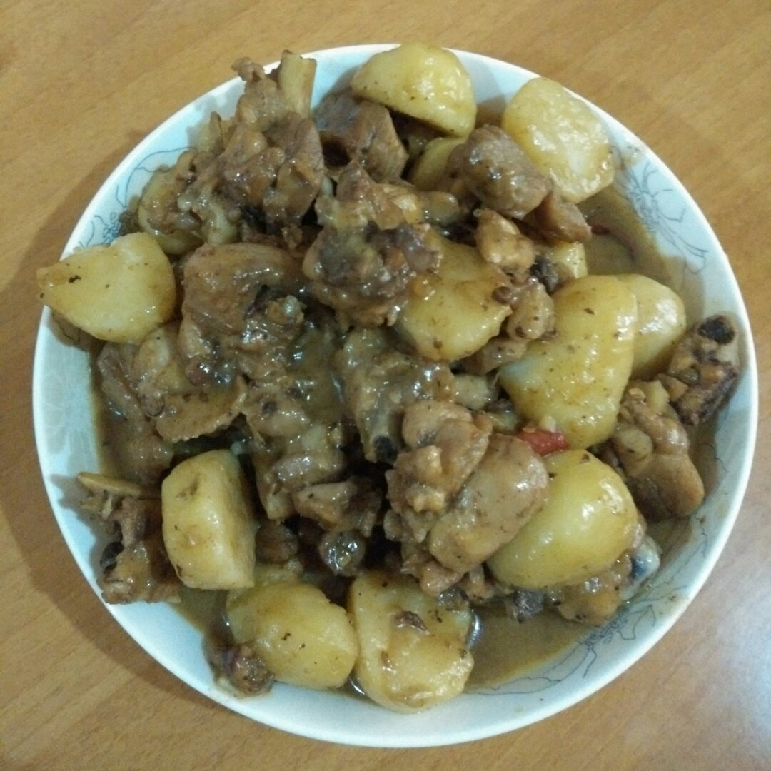 红烧土豆炖鸡腿