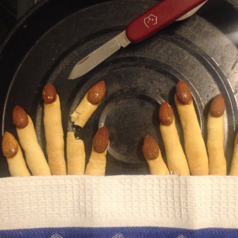 【万圣节】万圣节女巫手指饼干—美的T7-L382B智烤大师