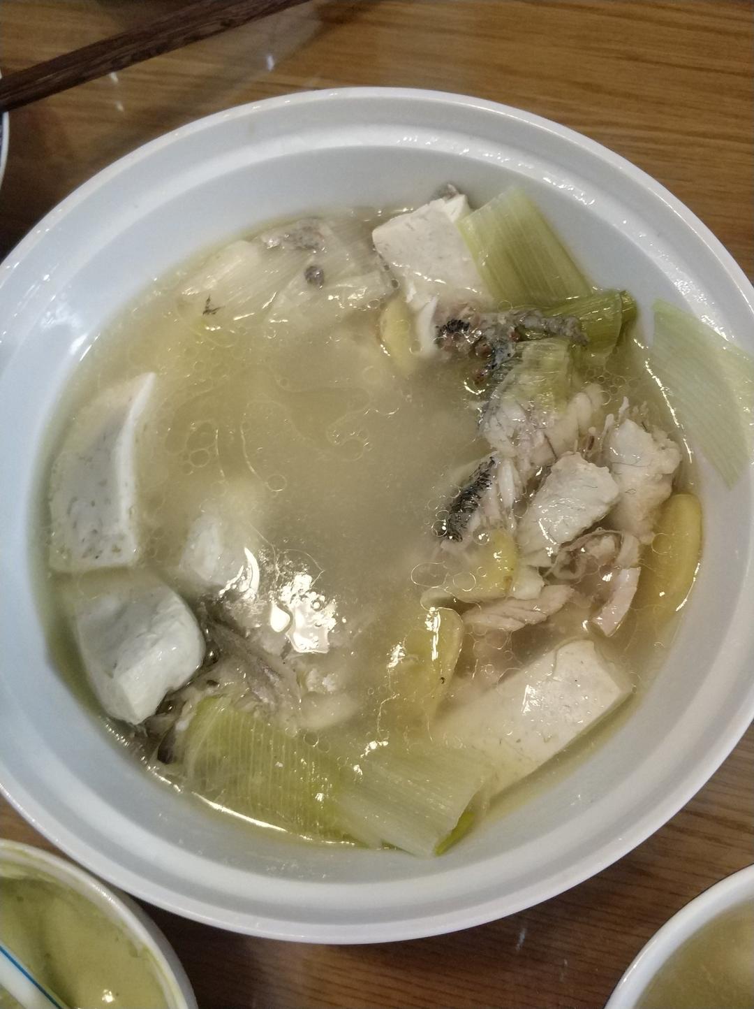 鲈鱼豆腐汤