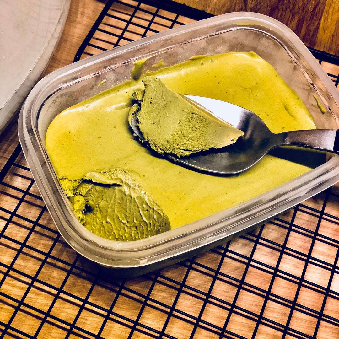 浓醇抹茶冰淇淋