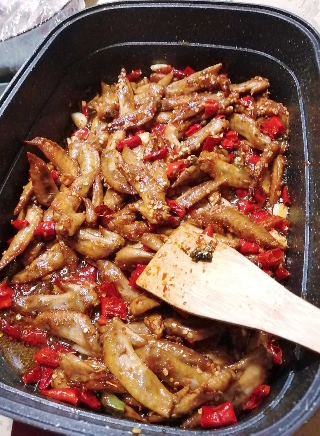冷吃麻辣鸡尖