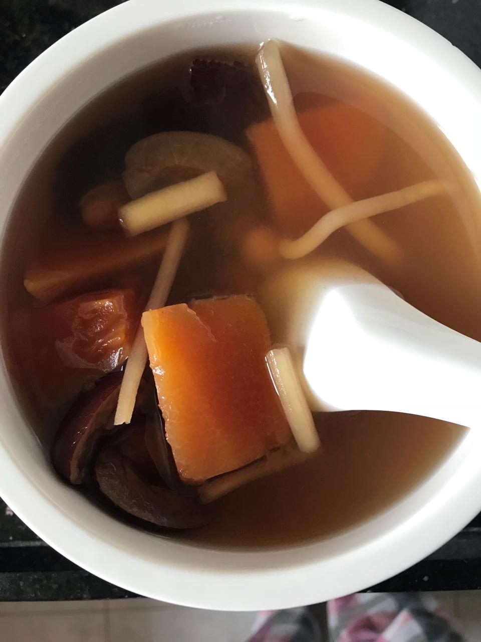 下奶神汤(木瓜花生炖大枣)亲证月子催奶利器