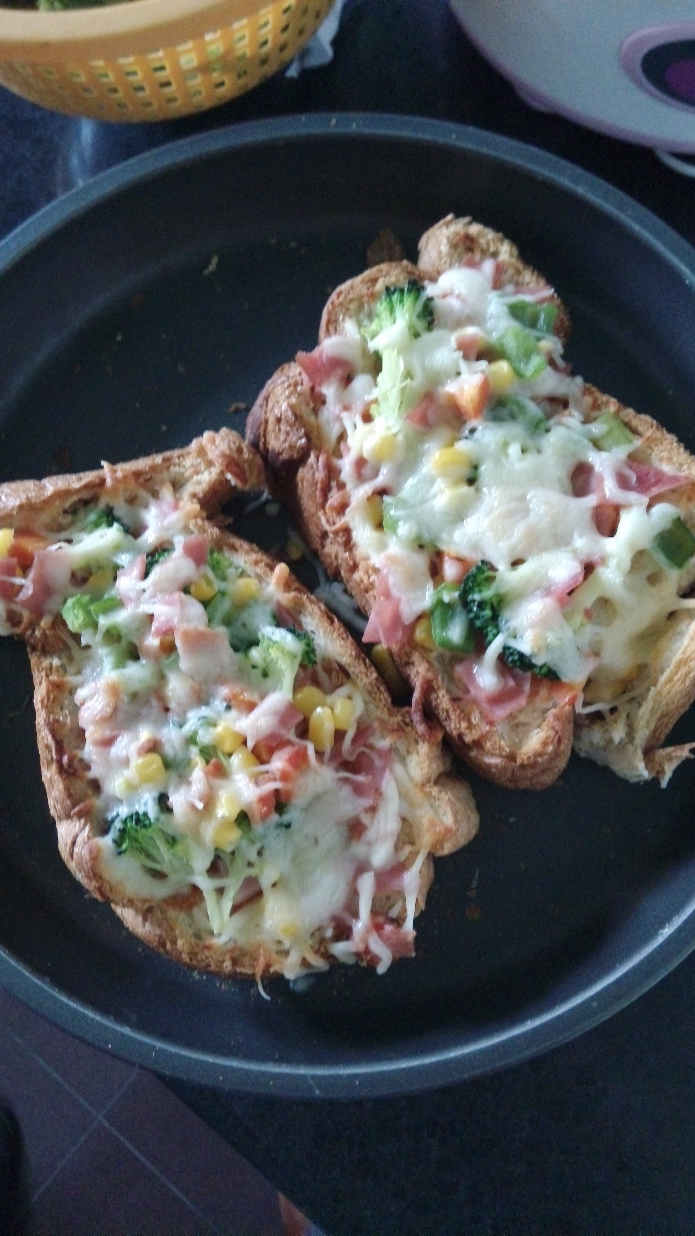 吐司培根小批萨