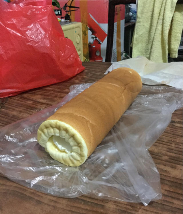 肉松蛋糕卷
