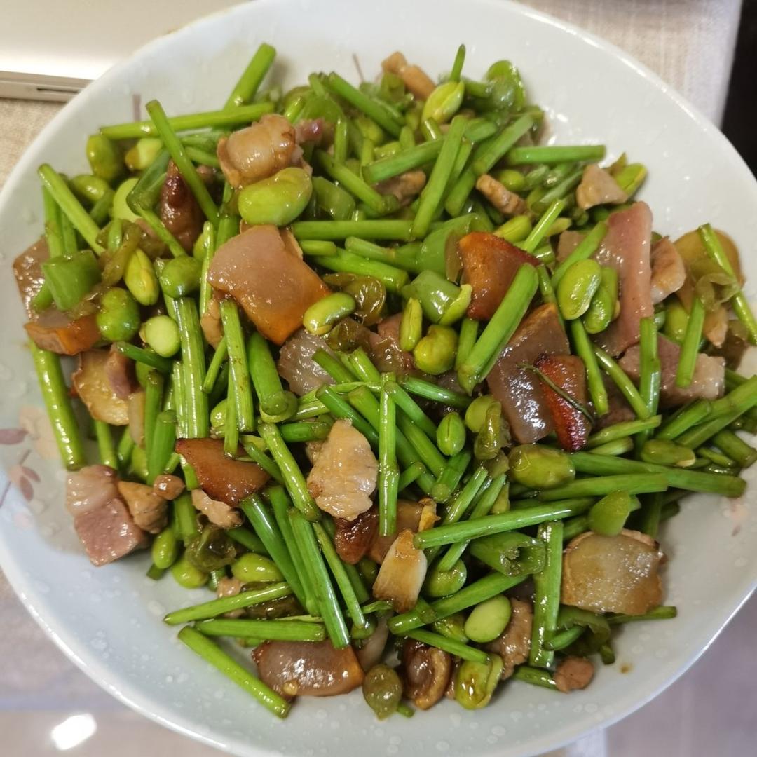 篱蒿炒腊肉