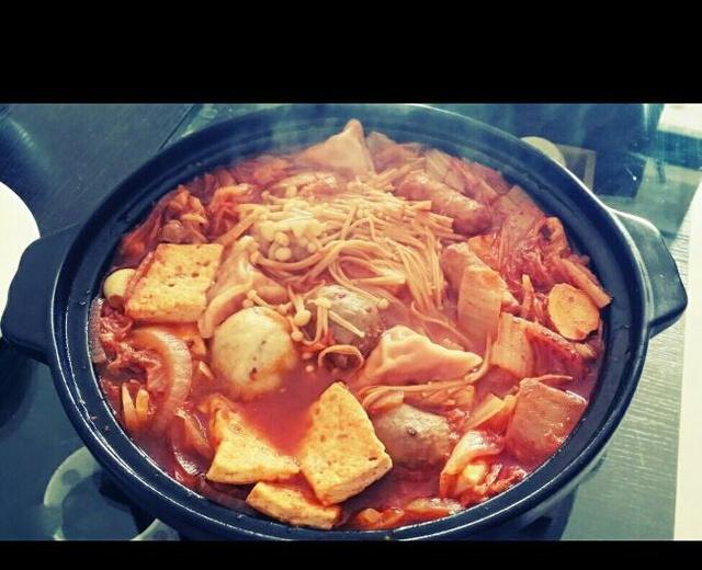 韩国泡菜锅的做法