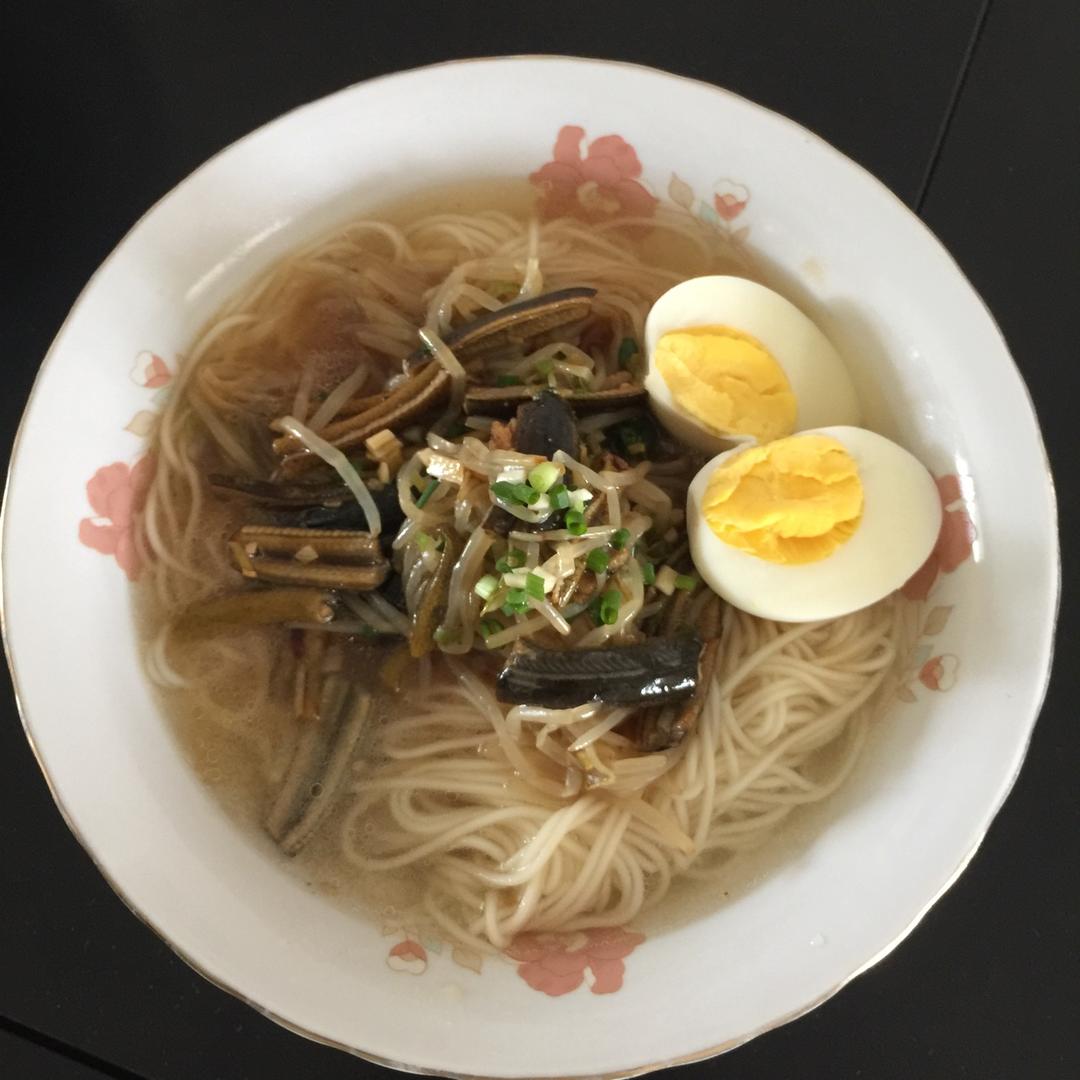 【响油鳝丝面】