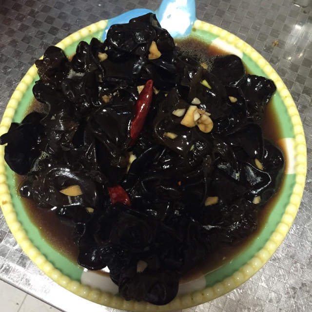 凉拌黑木耳