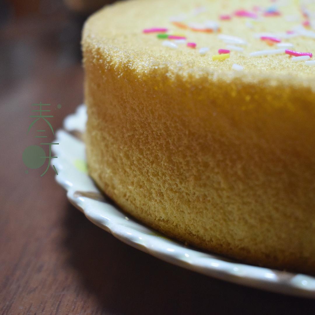 八寸戚风蛋糕