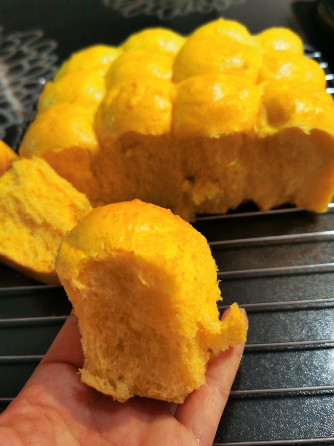 纯天然色彩胡萝卜餐包