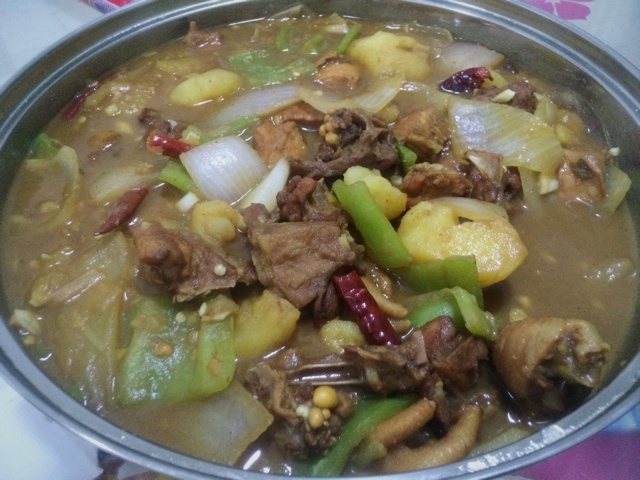 新疆沙湾大盘鸡