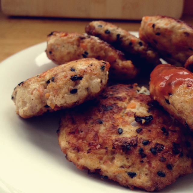 日式紫苏鸡肉汉堡排