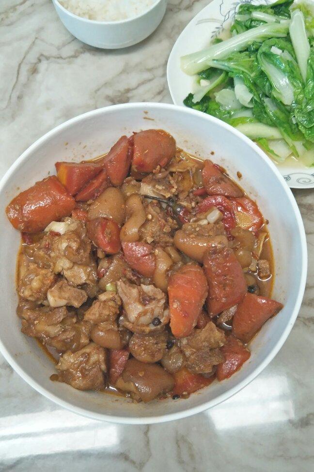 美味的家常菜：红烧猪蹄