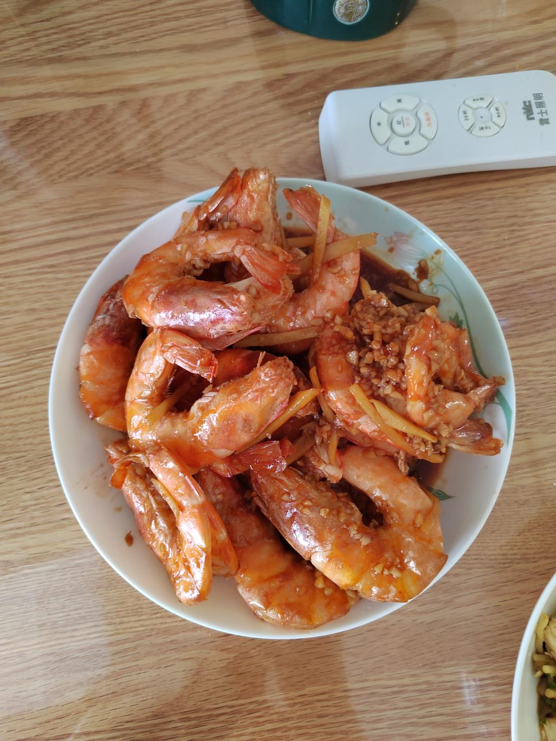 厨师长教你：“油焖大虾”的家常做法