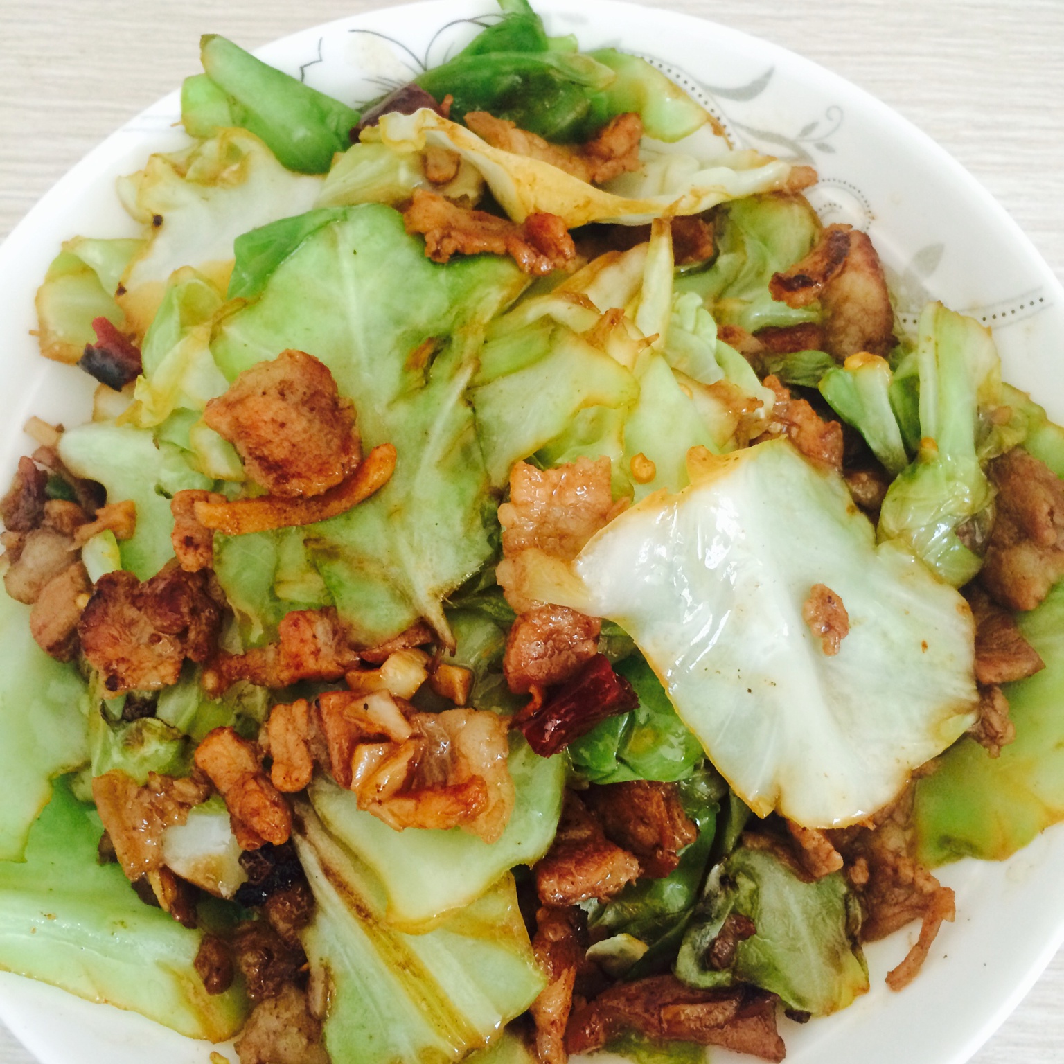 阿婆手撕包菜