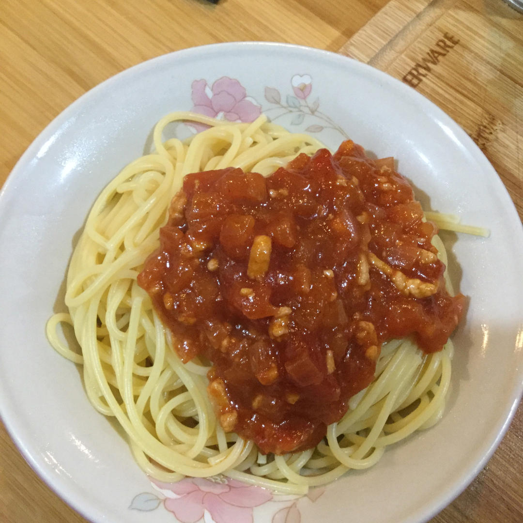 番茄肉酱意大利面