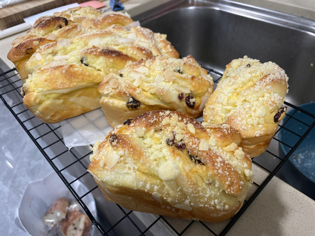 小浴缸吐司杏仁奶酥丨保姆级教程，锁死这个配方❗