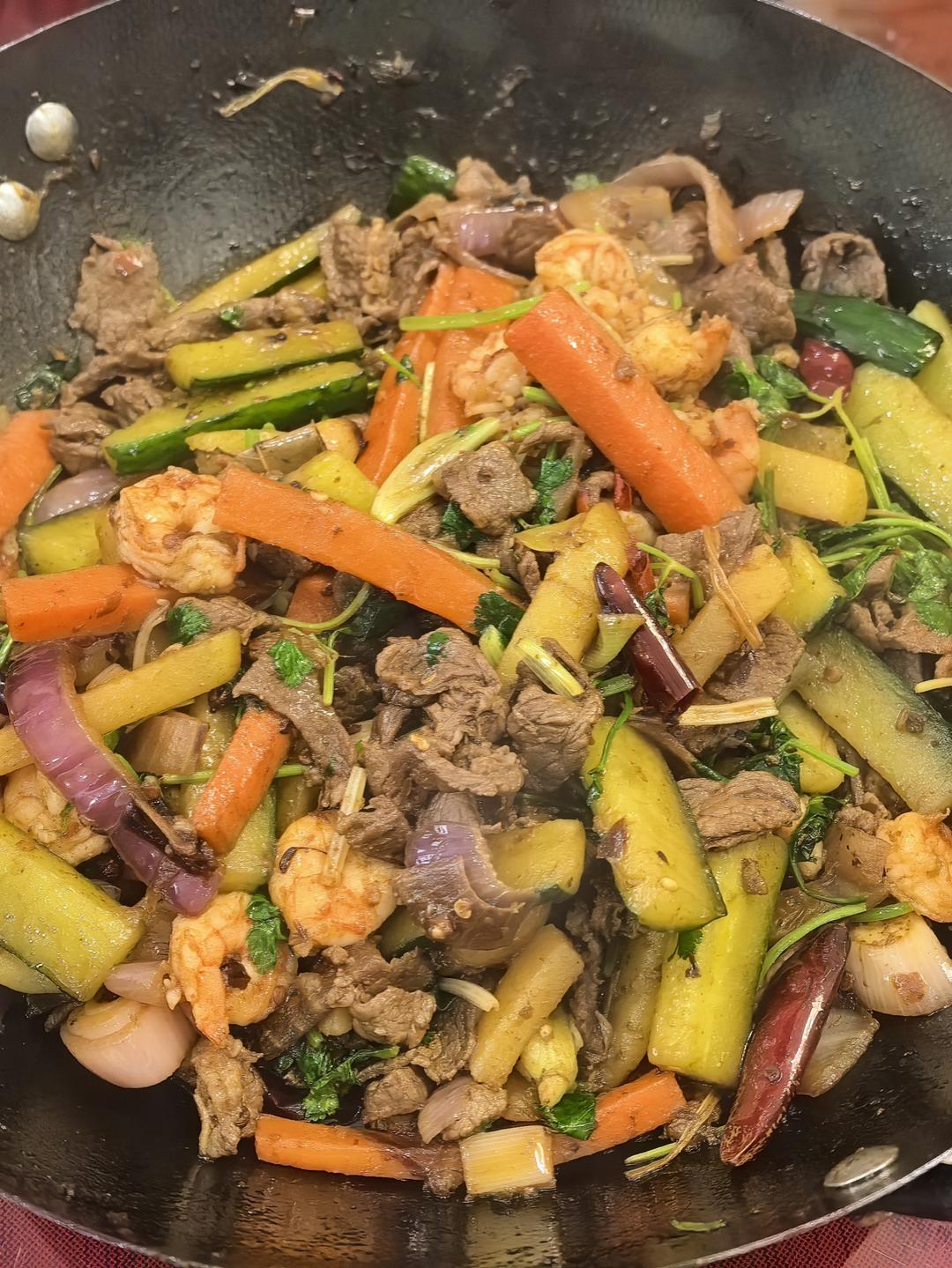 干锅牛肉爆大虾